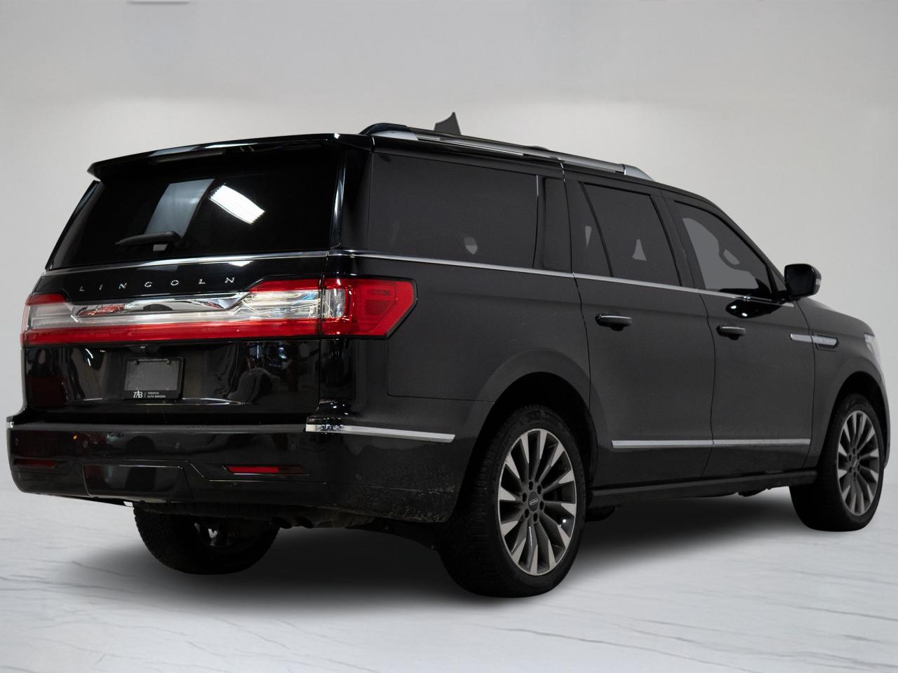 2021 Lincoln Navigator RESERVE | 7 PASS | HUD | 22 IN Photo