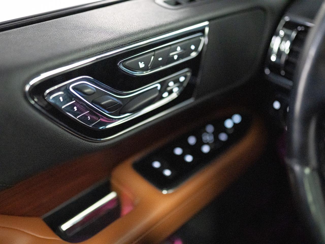 2021 Lincoln Navigator RESERVE | 7 PASS | HUD | 22 IN Photo