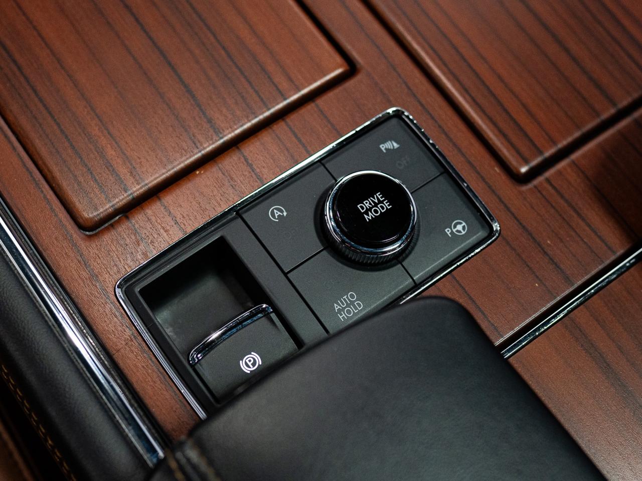 2021 Lincoln Navigator RESERVE | 7 PASS | HUD | 22 IN Photo