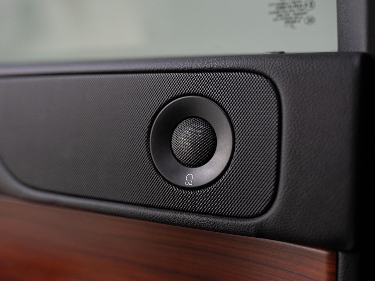 2021 Lincoln Navigator RESERVE | 7 PASS | HUD | 22 IN Photo