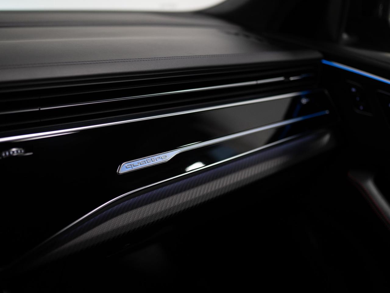 2021 Audi RS Q8 BLACK OPTICS | CARBON FIBRE | B&O | 23 IN Photo