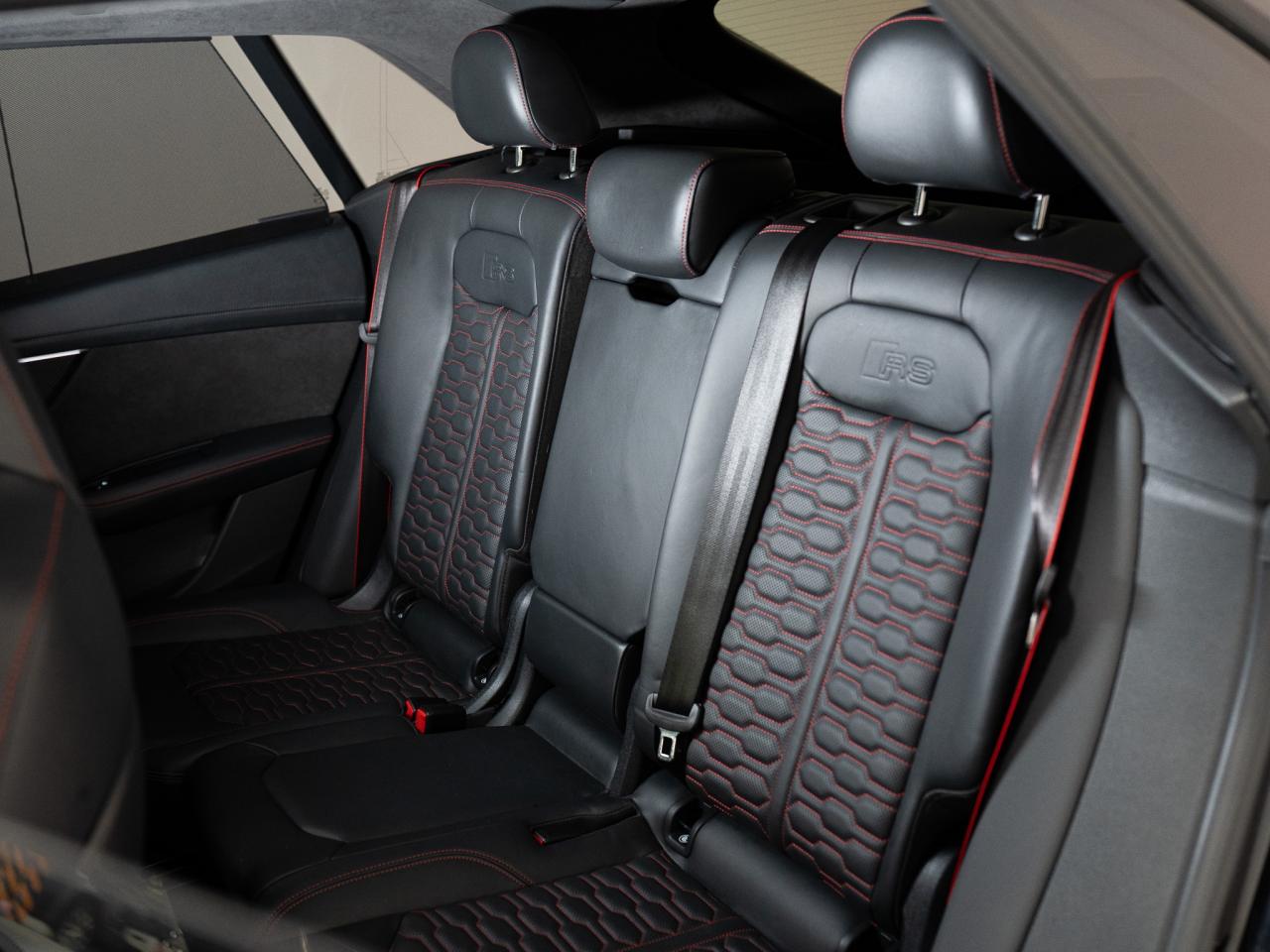 2021 Audi RS Q8 BLACK OPTICS | CARBON FIBRE | B&O | 23 IN Photo