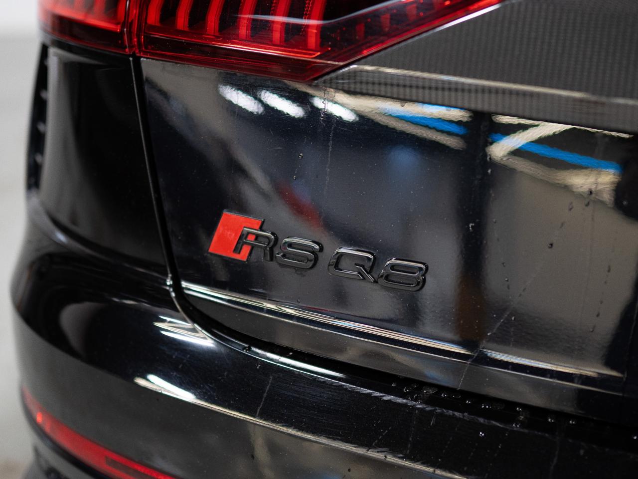 2021 Audi RS Q8 BLACK OPTICS | CARBON FIBRE | B&O | 23 IN Photo