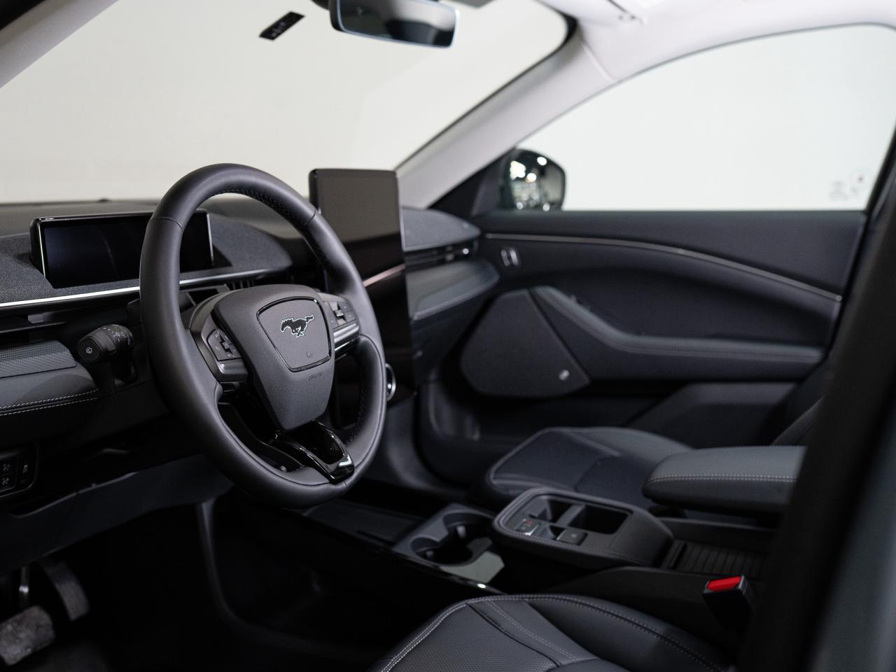 2025 Ford Mustang Mach-E PREMIUM | EXTENDED RANGE | B&O | 19 IN Photo