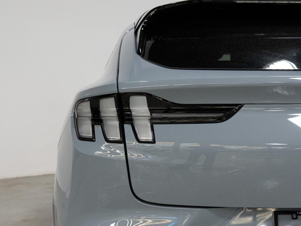 2025 Ford Mustang Mach-E PREMIUM | EXTENDED RANGE | B&O | 19 IN Photo