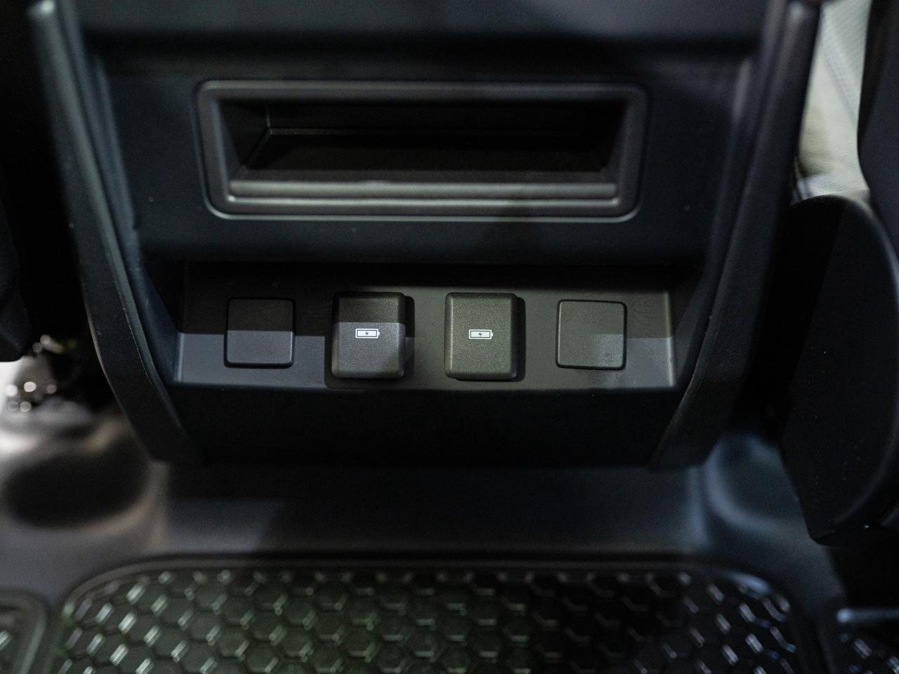 2023 Land Rover Defender P400 | 110 | PANO | MERIDIAN | 20 IN Photo