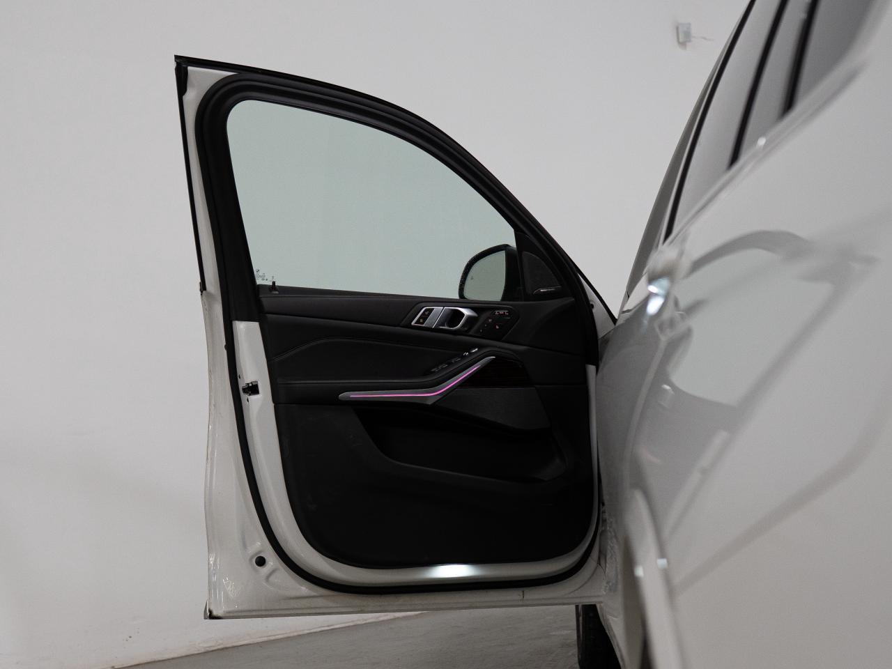 2024 BMW X7 XDRIVE40I | 7 PASS | PREMIUM PKG | 21 IN Photo