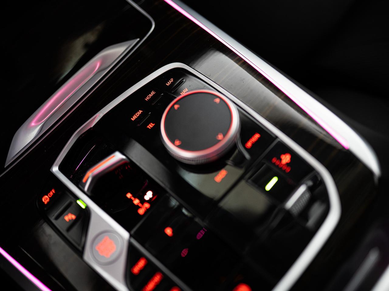 2024 BMW X7 XDRIVE40I | 7 PASS | PREMIUM ENHANCED PKG | 21 IN Photo