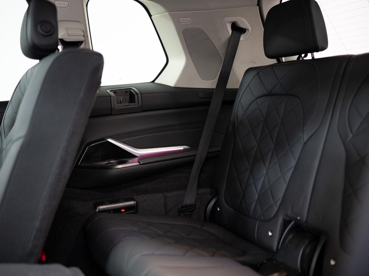 2024 BMW X7 XDRIVE40I | 7 PASS | PREMIUM ENHANCED PKG | 21 IN Photo
