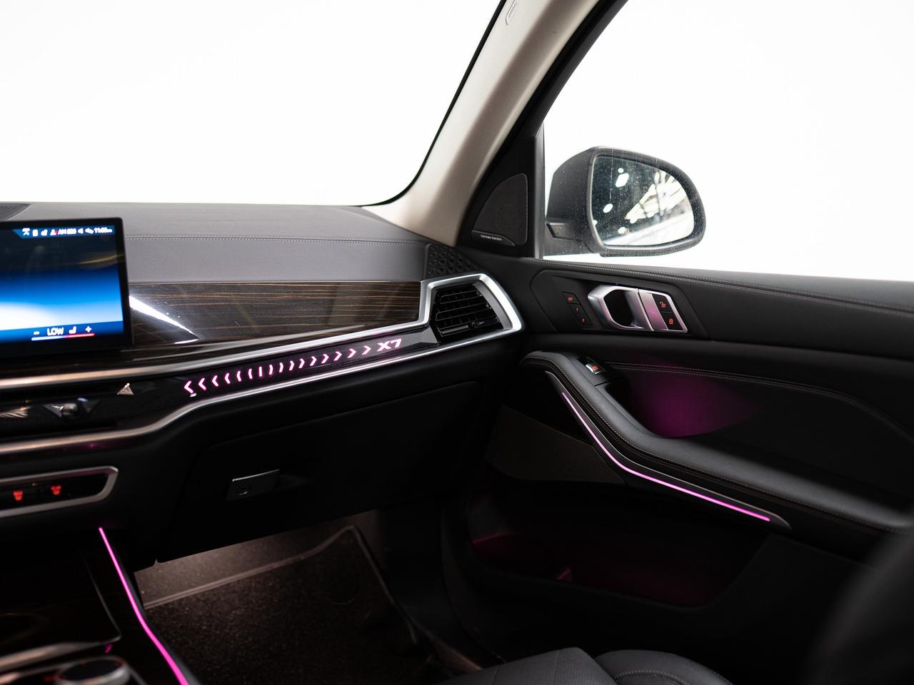 2024 BMW X7 XDRIVE40I | 7 PASS | PREMIUM ENHANCED PKG | 21 IN Photo
