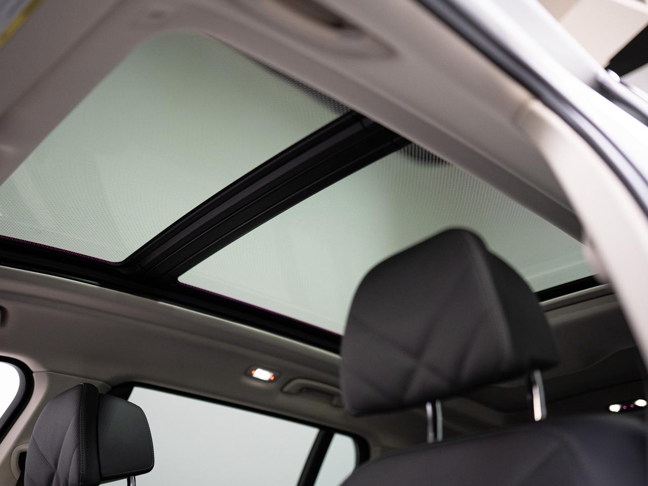 2024 BMW X7 XDRIVE40I | 7 PASS | PREMIUM ENHANCED PKG | 21 IN Photo
