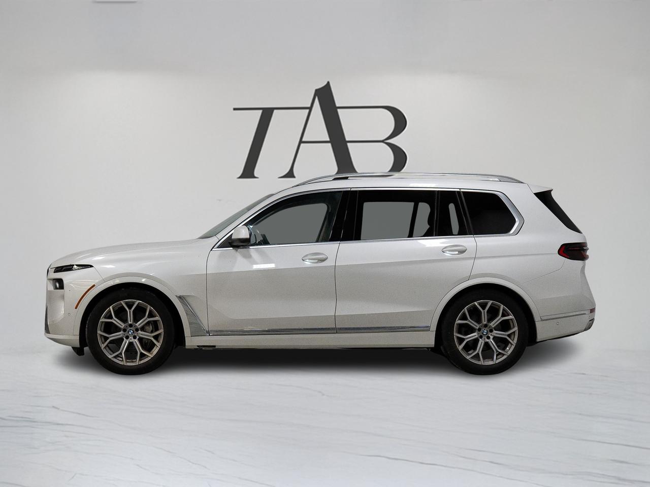 2024 BMW X7 XDRIVE40I | 7 PASS | PREMIUM ENHANCED PKG | 21 IN Photo