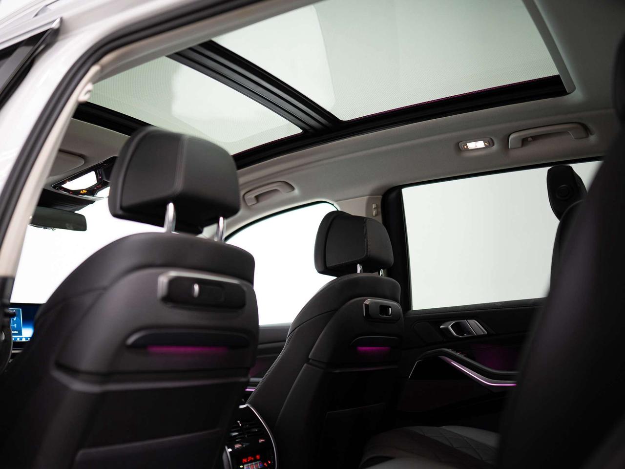 2024 BMW X7 XDRIVE40I | 7 PASS | PREMIUM ENHANCED PKG | 21 IN Photo