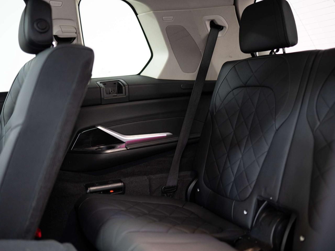 2024 BMW X7 XDRIVE40I | 7 PASS | PREMIUM ENHANCED PKG | 21 IN Photo
