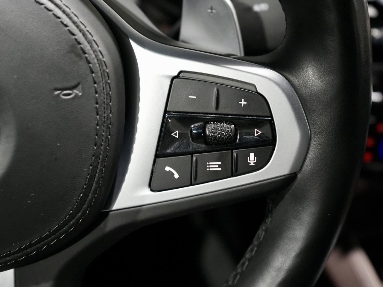 2022 BMW 5 Series M550i xDrive|HUD|HARMAN K|360CAM|ROOF|NO ACCIDENT Photo