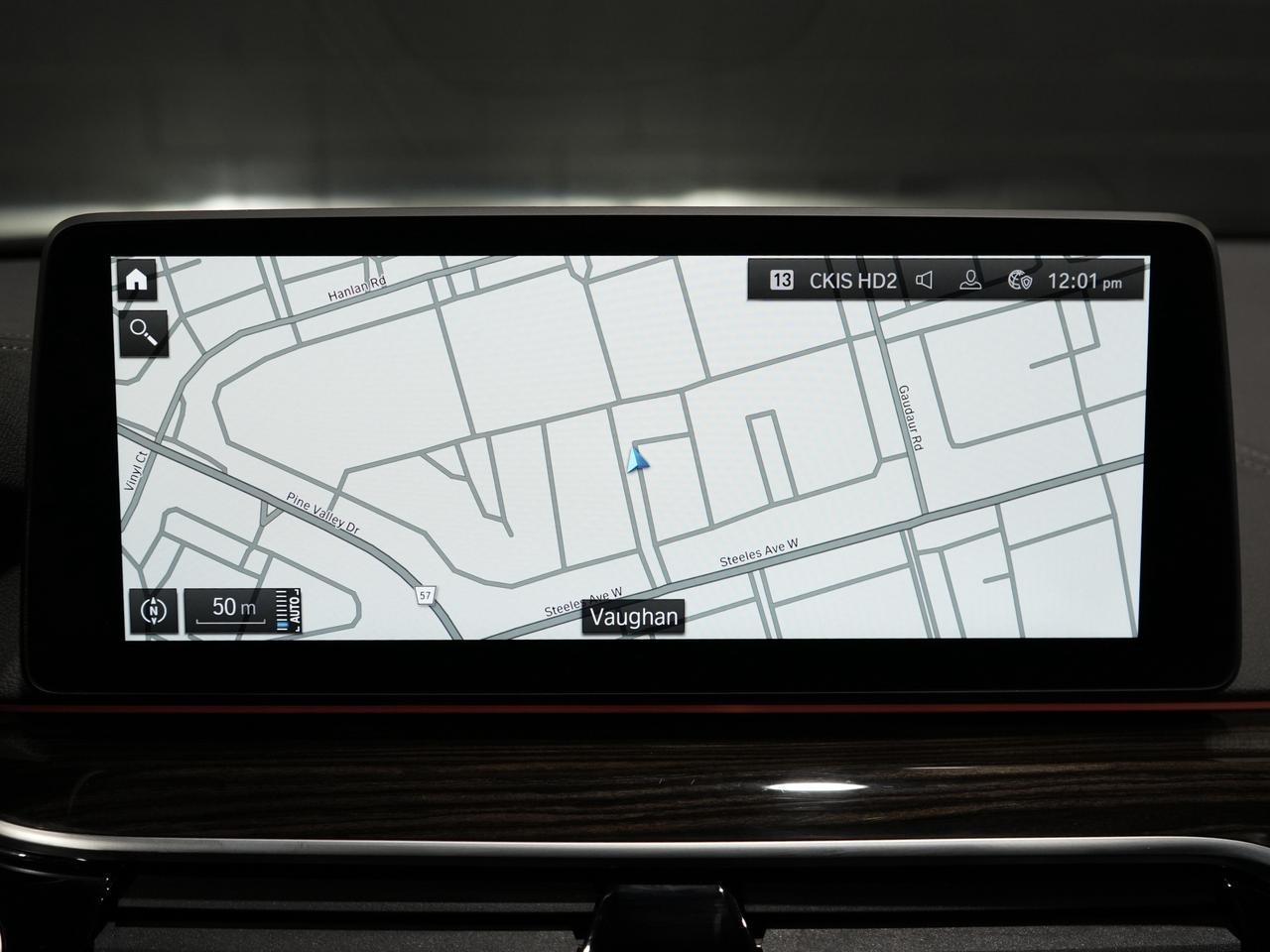 2022 BMW 5 Series M550i xDrive|HUD|HARMAN K|360CAM|ROOF|NO ACCIDENT Photo