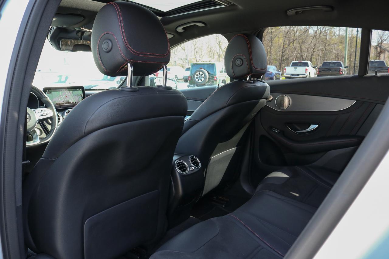 2023 Mercedes-Benz GLC GLC 300 4MATIC Coupe | NAVIGATION | SUNROOF | Photo