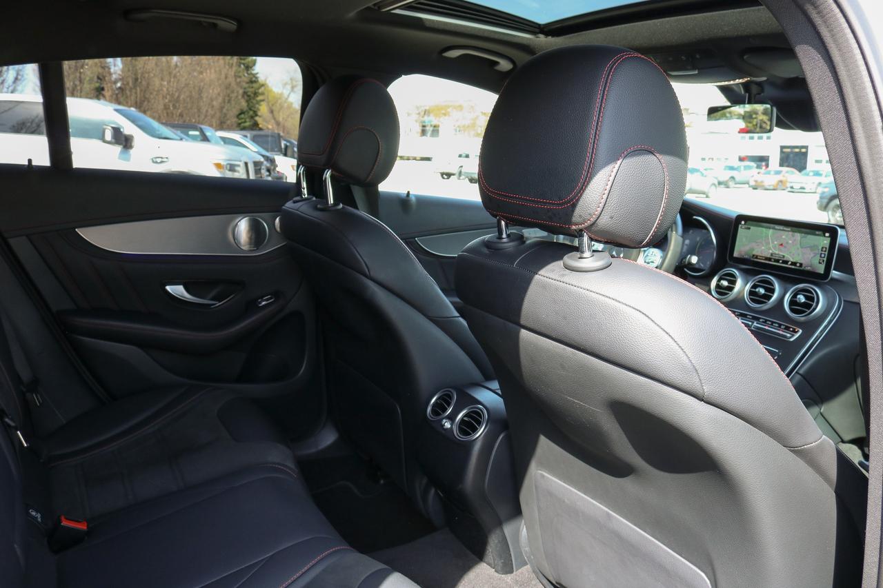 2023 Mercedes-Benz GLC GLC 300 4MATIC Coupe | NAVIGATION | SUNROOF | Photo