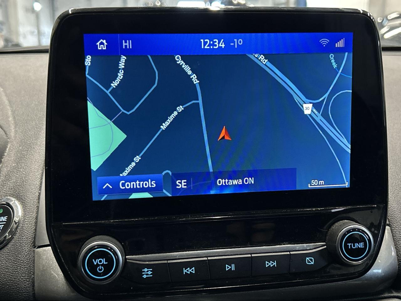 2020 Ford EcoSport SES AWD | HTD LEATHER | SUNROOF | BLIND SPOT | A/C Photo2