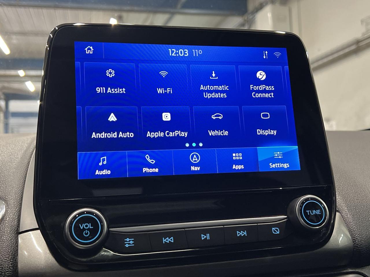 2020 Ford EcoSport SES AWD | HTD LEATHER | SUNROOF | BLIND SPOT | A/C Photo
