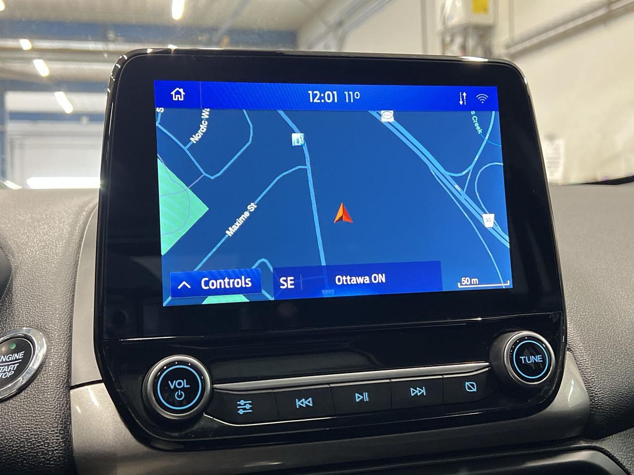 2020 Ford EcoSport SES AWD | HTD LEATHER | SUNROOF | BLIND SPOT | A/C Photo