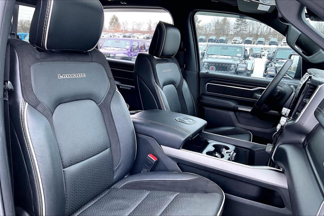 2023 RAM 1500 Laramie Sport | Vented Leather | Panoroof | 4X4 Photo