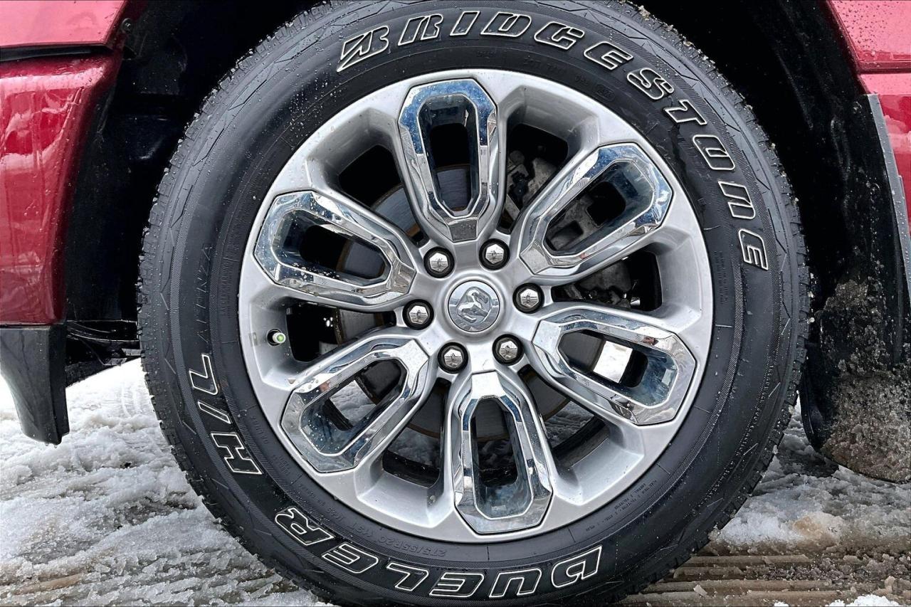 2023 RAM 1500 Laramie Sport | Vented Leather | Panoroof | 4X4 Photo