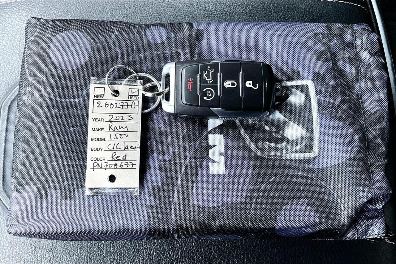 2023 RAM 1500 Laramie Sport | Vented Leather | Panoroof | 4X4 Photo