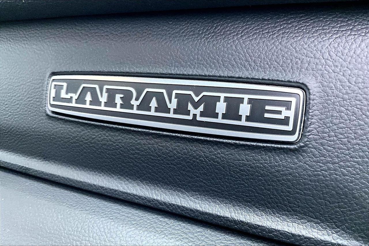 2023 RAM 1500 Laramie Sport | Vented Leather | Panoroof | 4X4 Photo