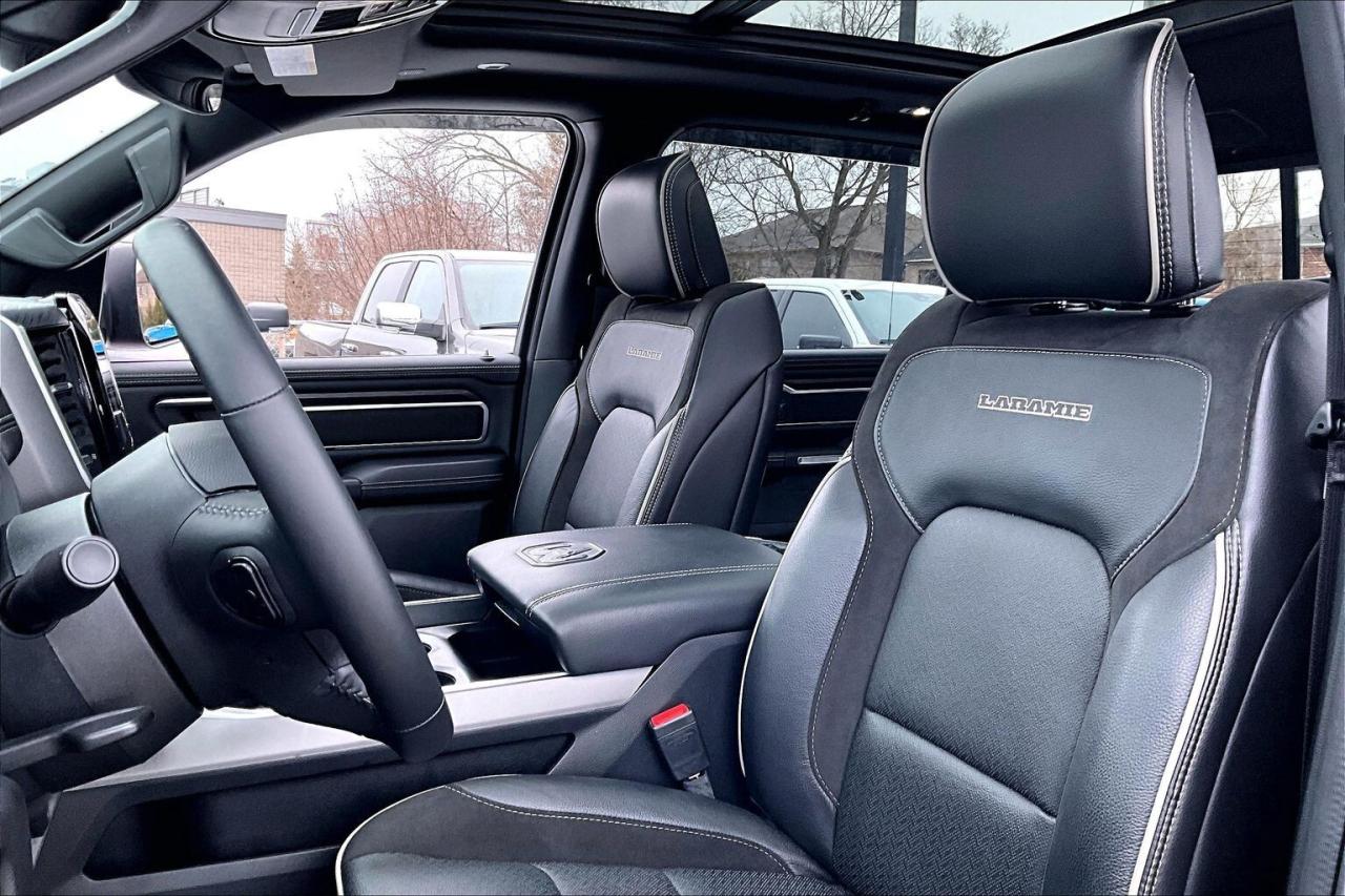 2023 RAM 1500 Laramie Sport | Vented Leather | Panoroof | 4X4 Photo