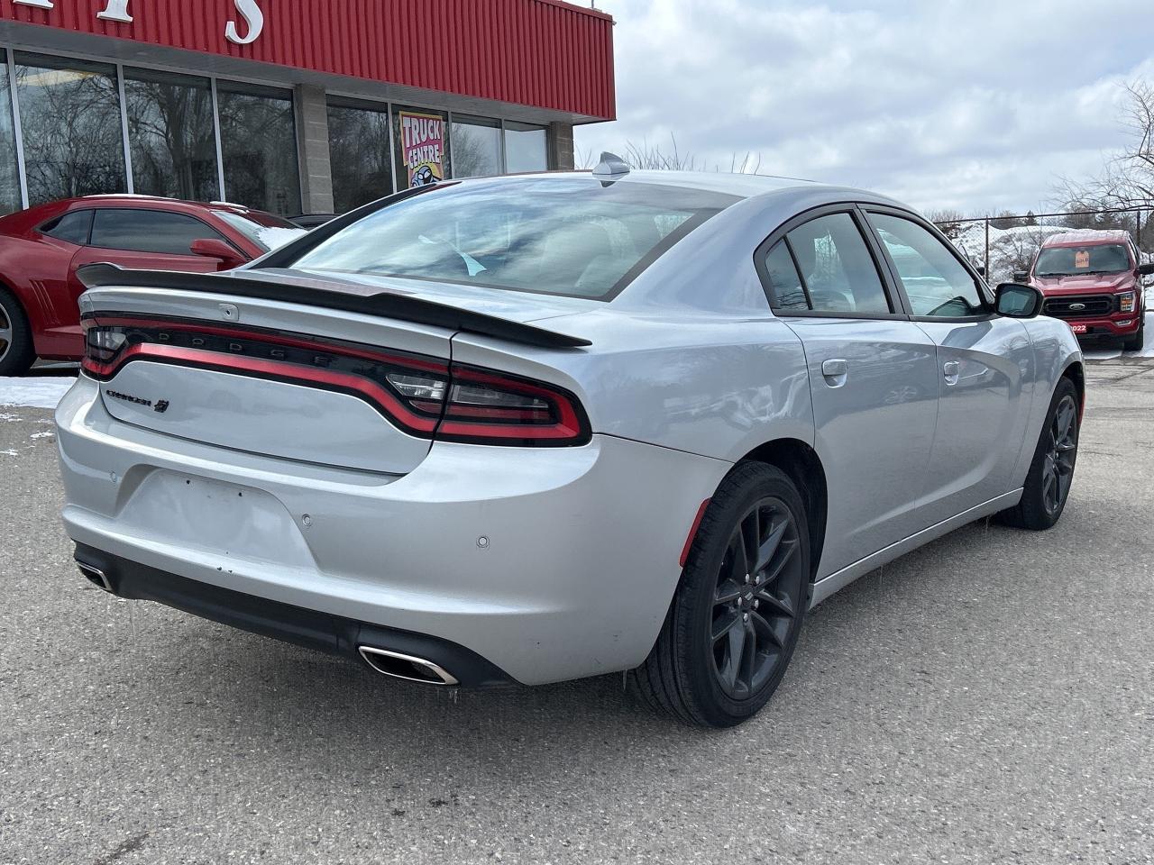 2023 Dodge Charger SXT AWD, LEATHER, SUNROOF, REMOTE START! - Photo #8