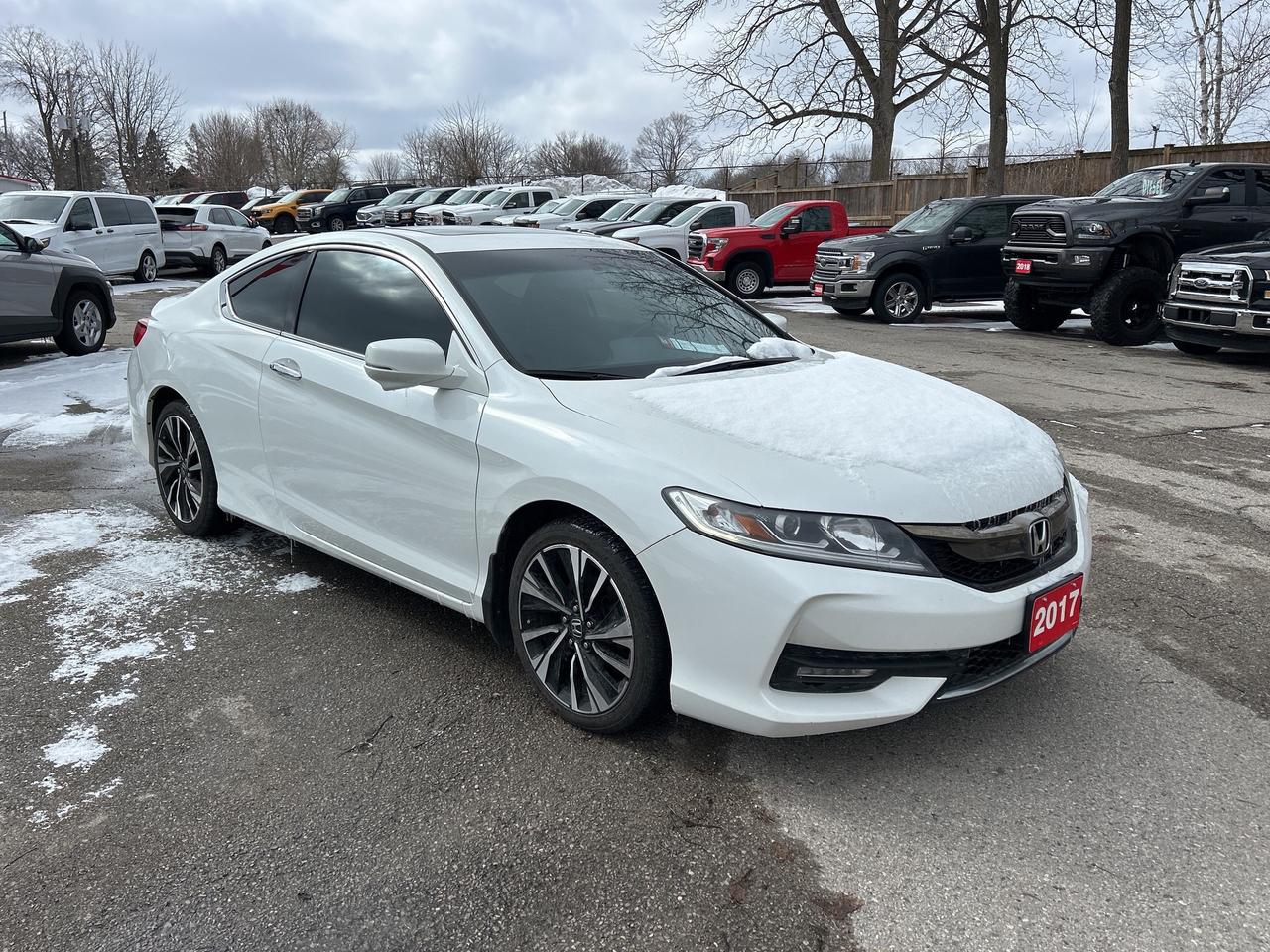 2017 Honda Accord Coupe EX, CLEAN CARFAX, SUNROOF, REMOTE START! - Photo #2