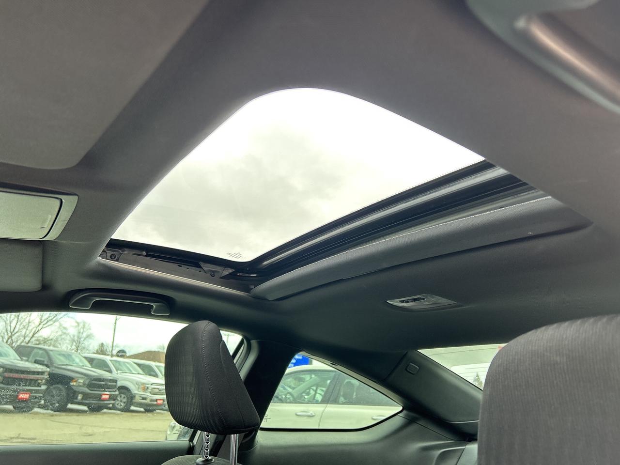 2017 Honda Accord Coupe EX, CLEAN CARFAX, SUNROOF, REMOTE START! - Photo #11