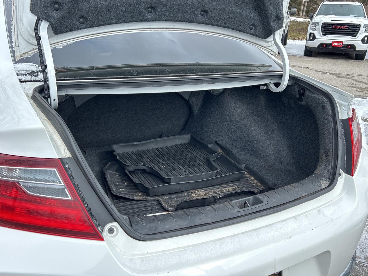 2017 Honda Accord Coupe EX, CLEAN CARFAX, SUNROOF, REMOTE START! - Photo #13