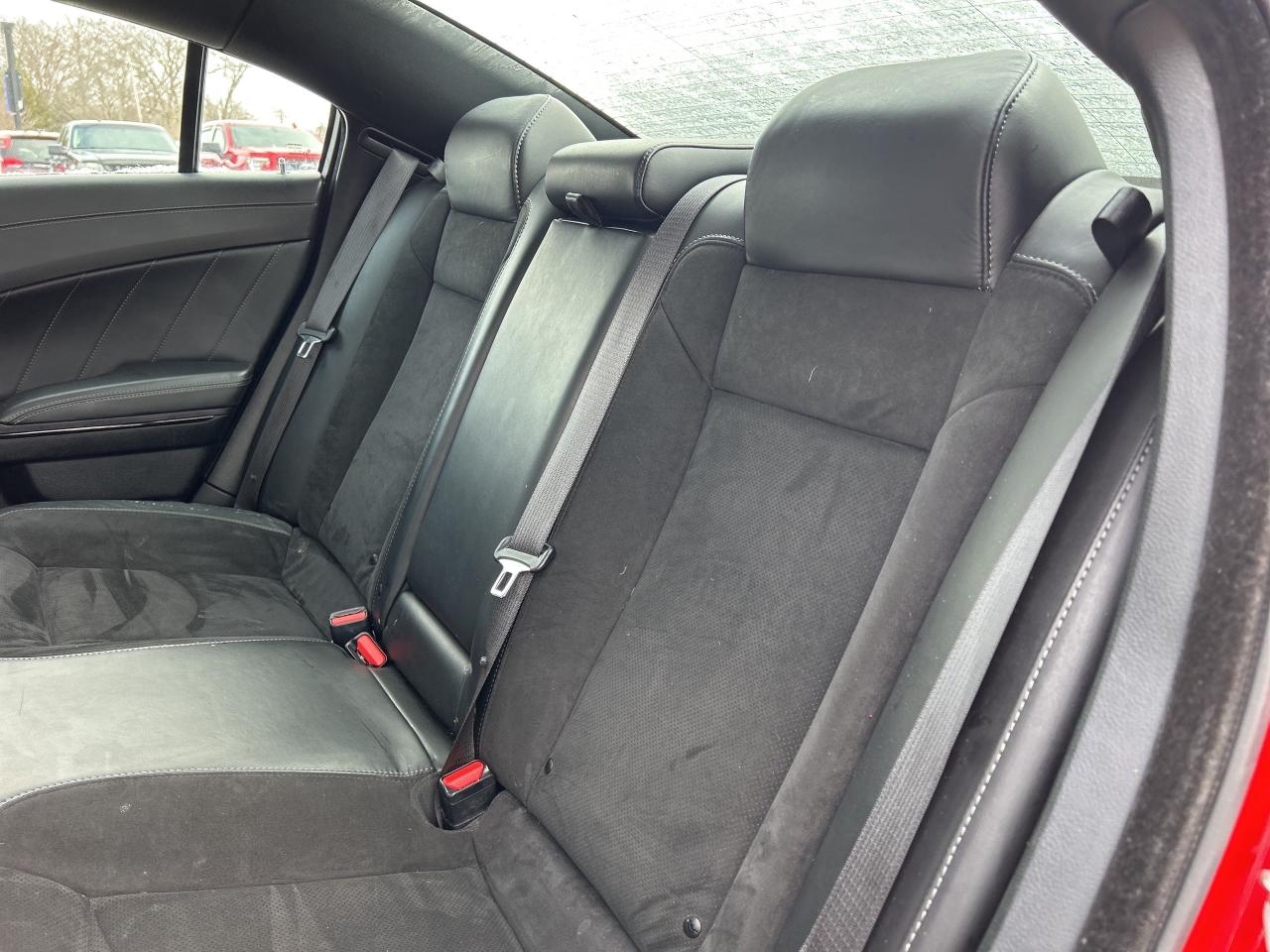 2023 Dodge Charger GT AWD, REMOTE START, SUNROOF, CLEAN CARFAX! - Photo #12