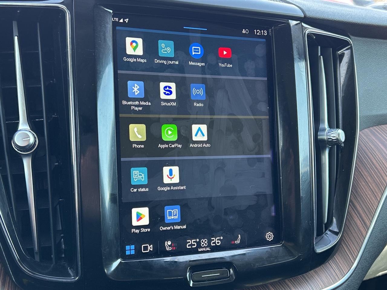 2023 Volvo XC60 PLUS DARK THEME, MILD HYBRID, SUNROOF! Photo