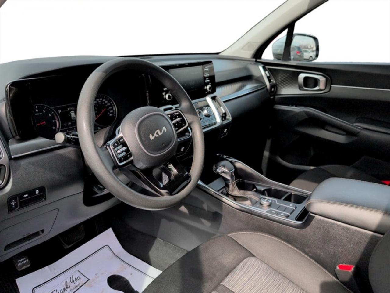 2022 Kia Sorento LX Premium  **CLEAN CARFAX - 7 PASS** Photo