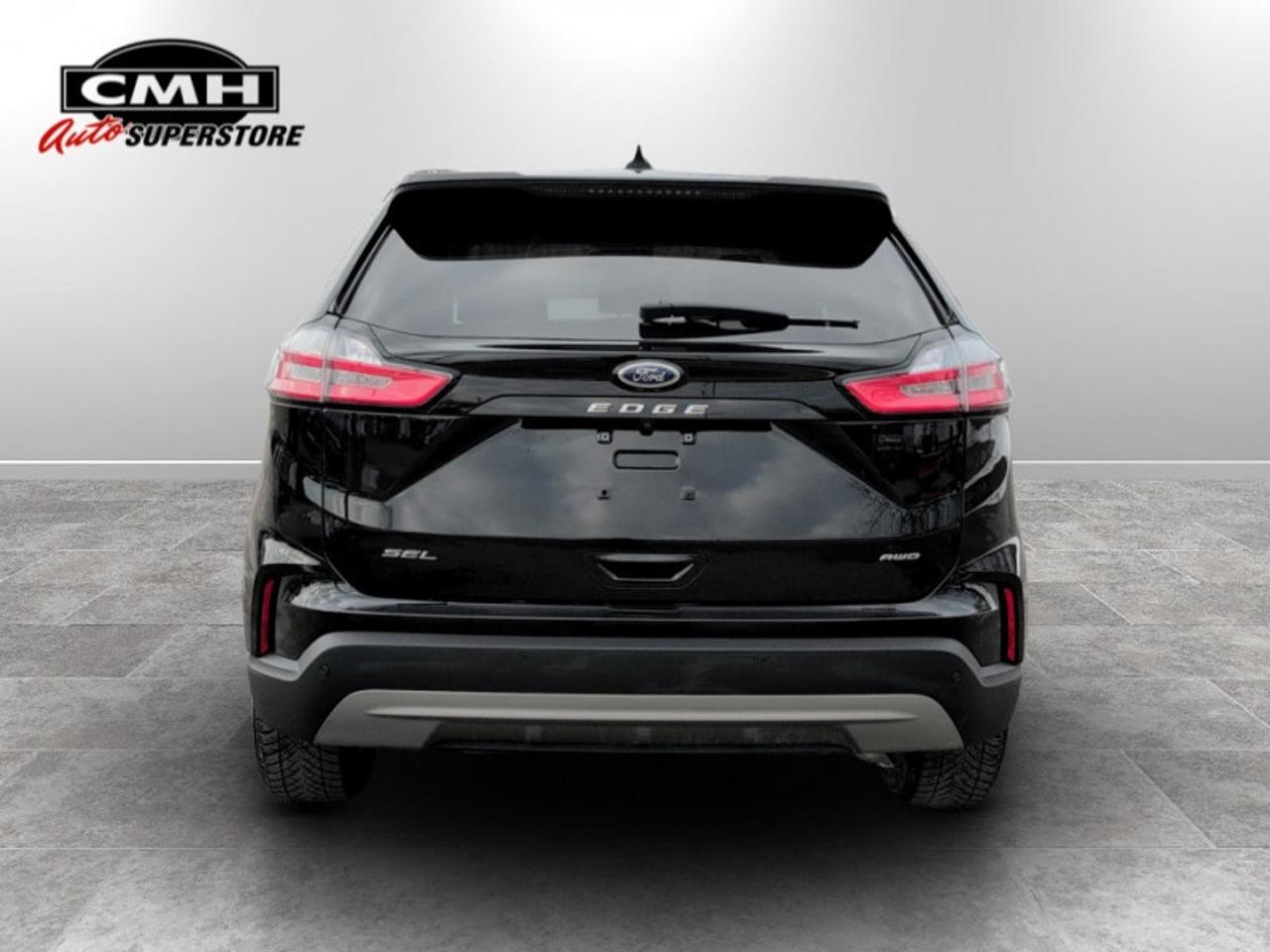 2023 Ford Edge SEL  **LOW KMS - 13 SERVICE RECS.** Photo