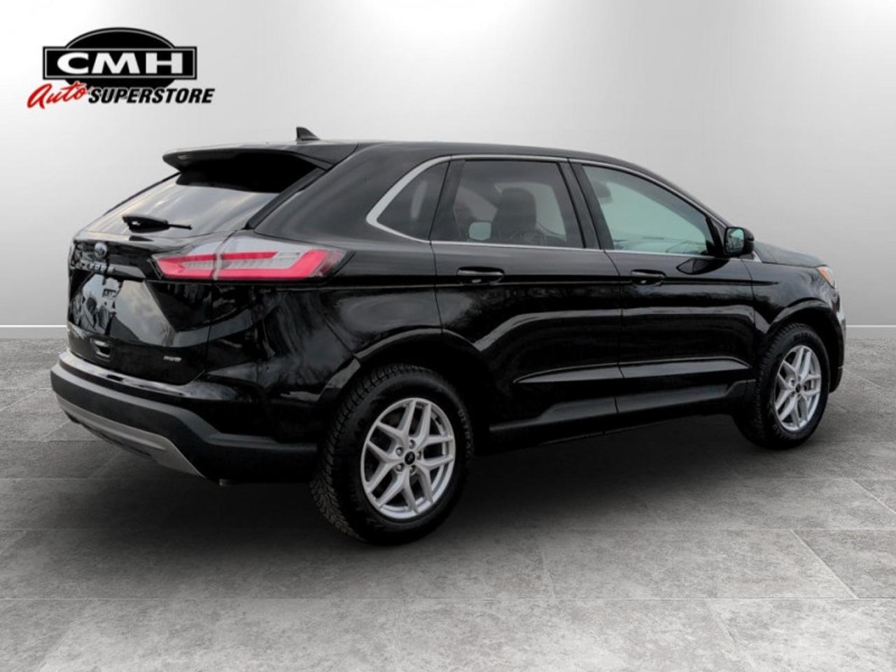 2023 Ford Edge SEL  **LOW KMS - 13 SERVICE RECS.** Photo