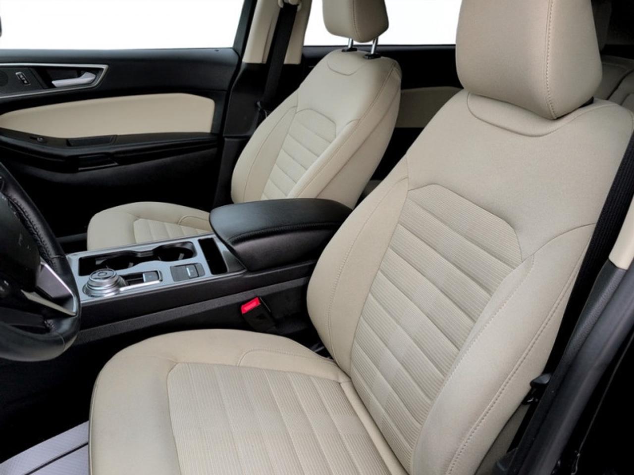 2023 Ford Edge SEL  **LOW KMS - 13 SERVICE RECS.** Photo