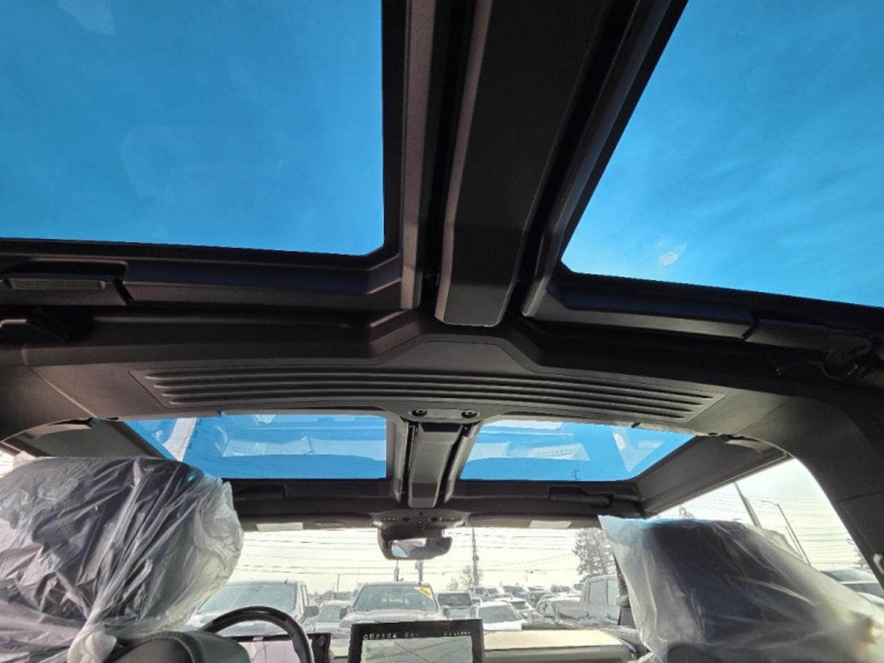 2026 GMC HUMMER EV Pickup 2X  - Infinity Roof Photo