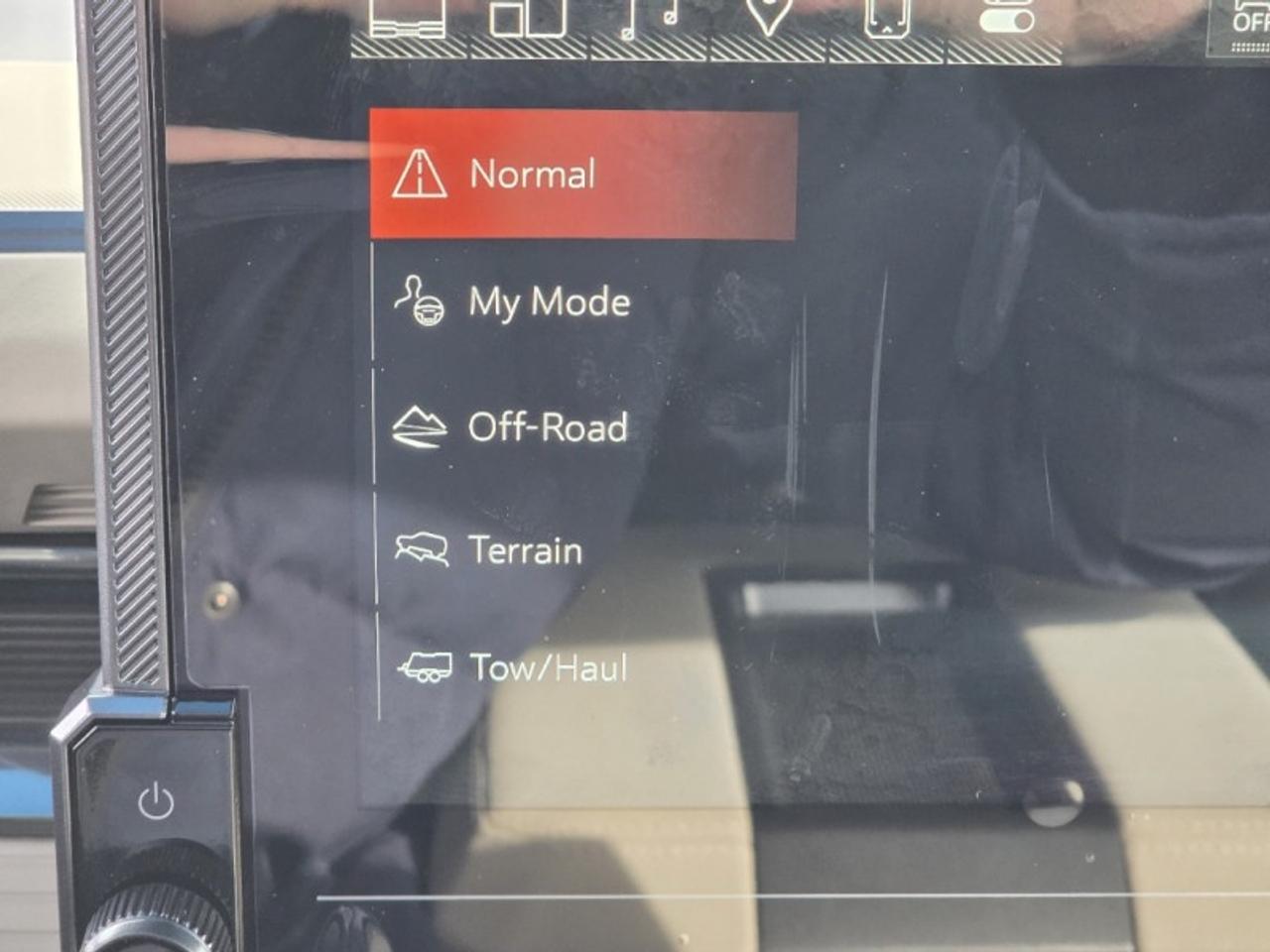 2026 GMC HUMMER EV Pickup 2X  - Infinity Roof Photo