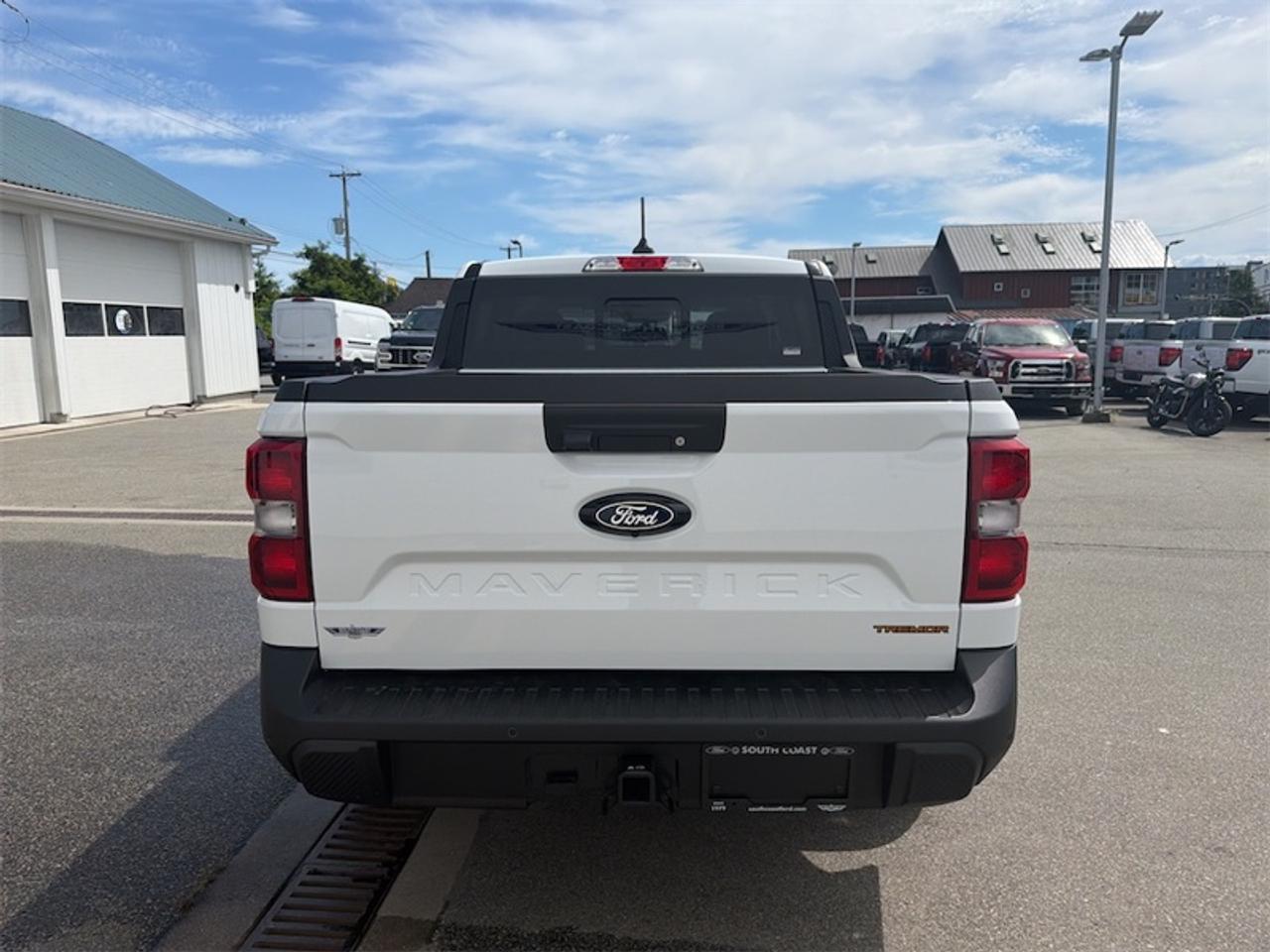 2026 Ford Maverick TREMOR Photo3