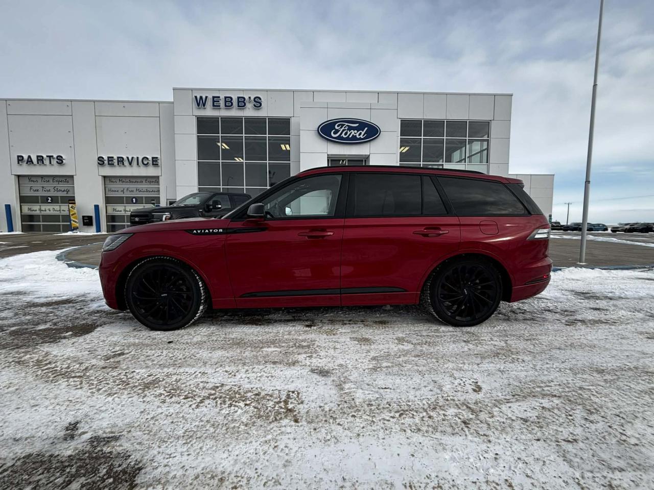 Used 2025 Lincoln Aviator Reserve AWD for sale in Wainwright, AB