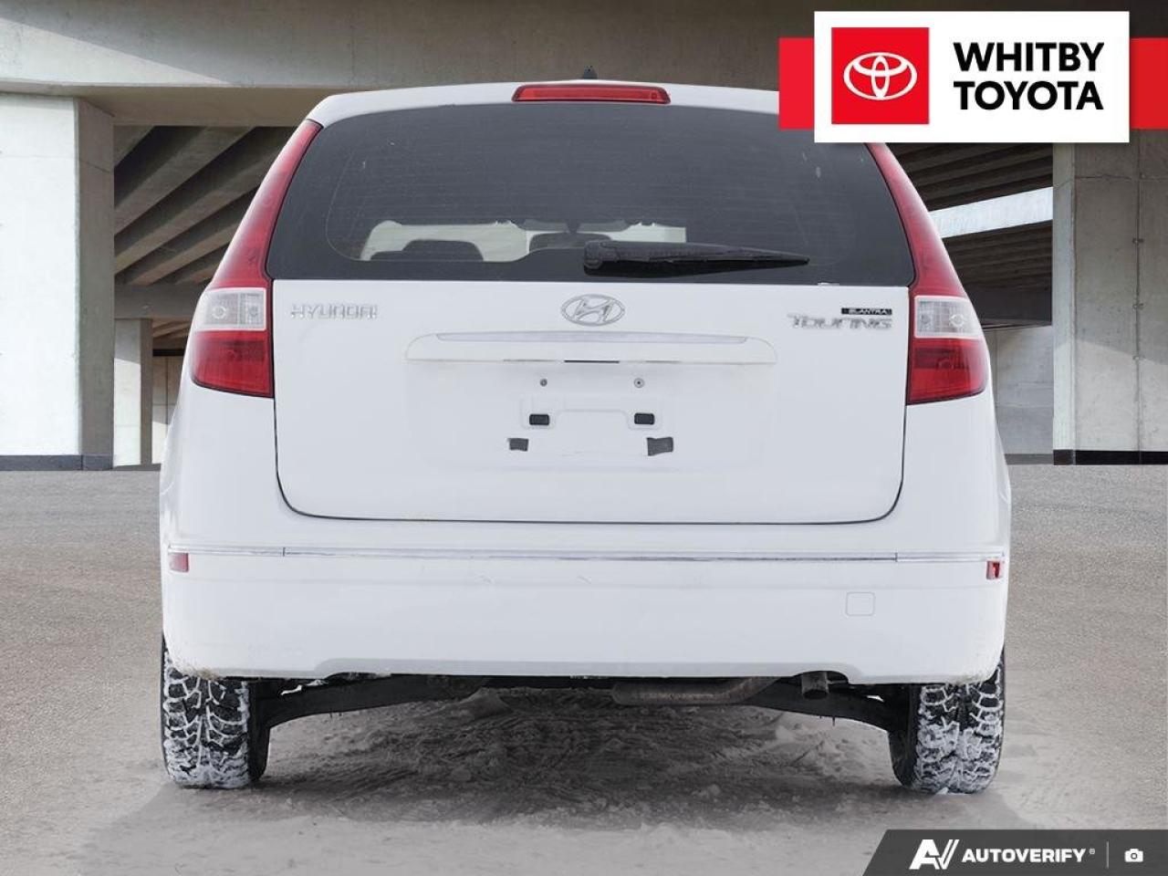 2011 Hyundai Elantra Touring L 2.0L Photo4