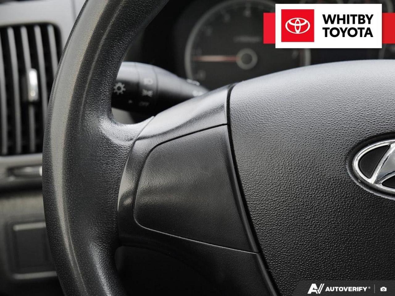 2011 Hyundai Elantra Touring L 2.0L Photo