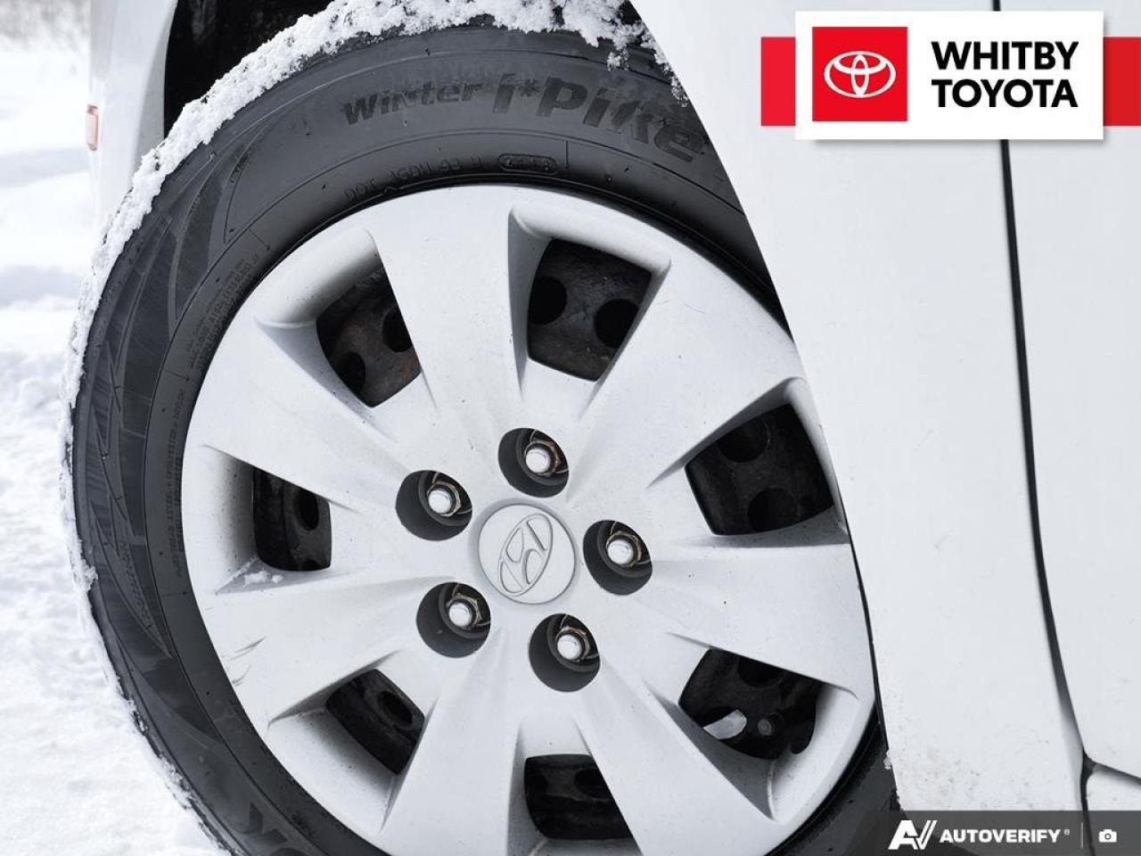 2011 Hyundai Elantra Touring L 2.0L Photo