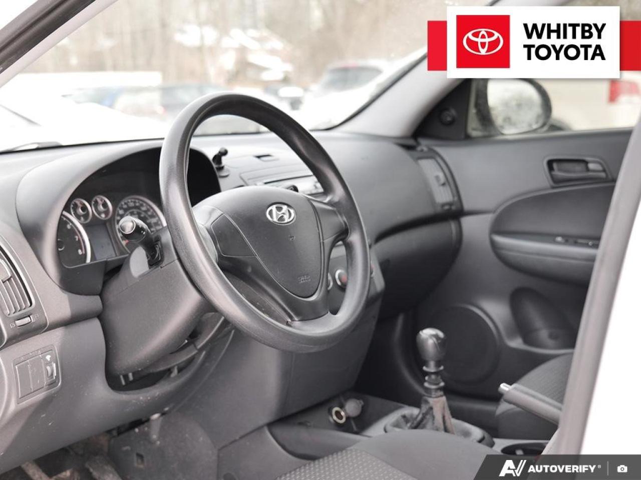 2011 Hyundai Elantra Touring L 2.0L Photo