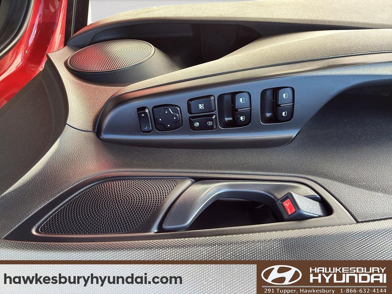 2020 Hyundai KONA Essential Photo