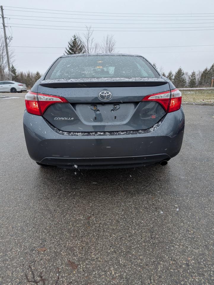 2016 Toyota Corolla 4DR SDN MAN CE Photo2
